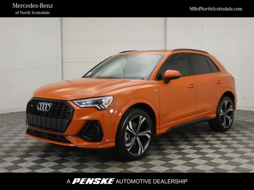 2024 Audi Q3 S line Premium Plus photo 1
