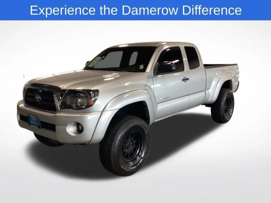 2005 Toyota Tacoma Base photo 1