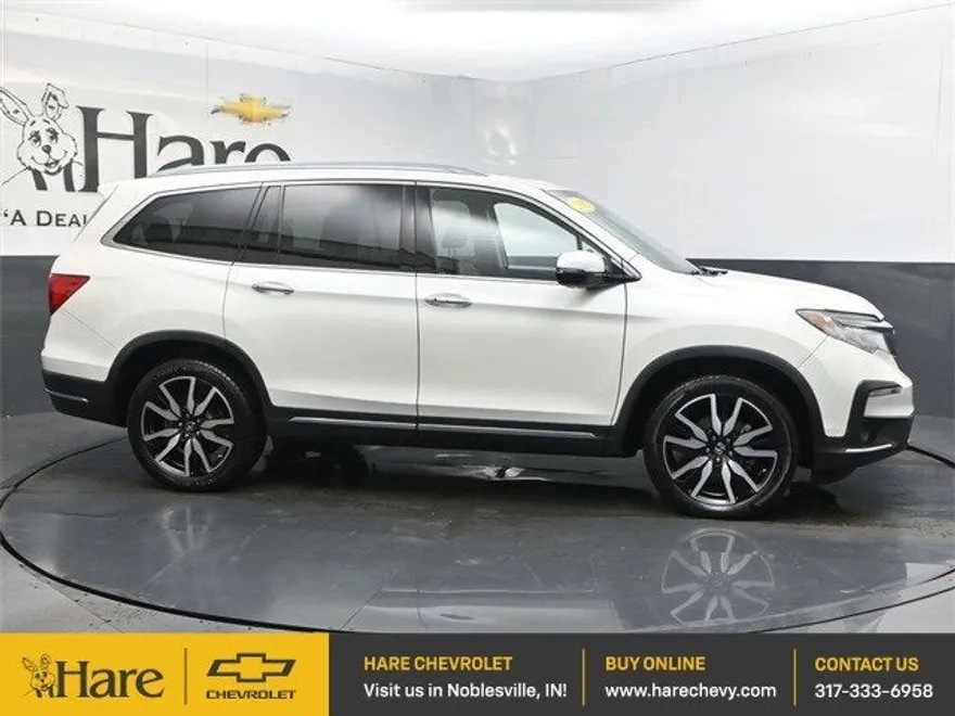 2019 Honda Pilot Touring photo 1