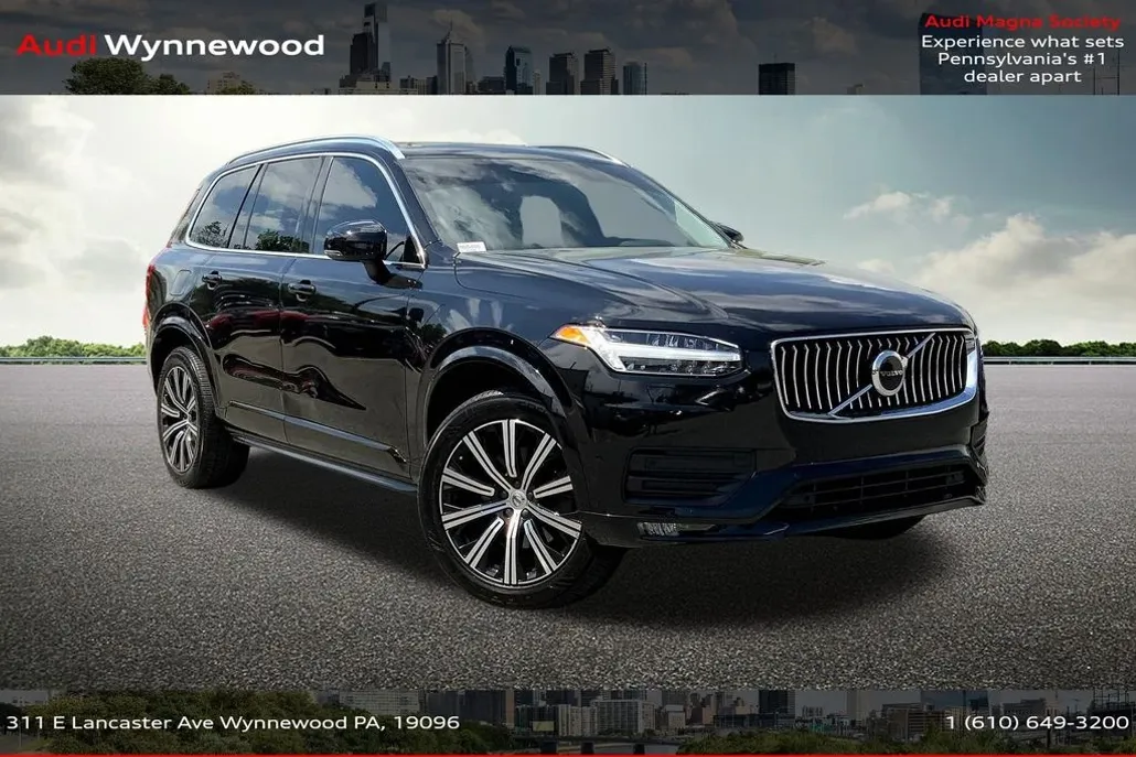 2023 Volvo XC90 B5 Core photo 1