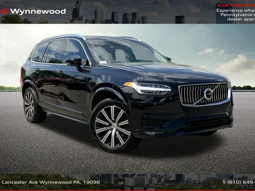 2023 Volvo XC90 B5 Core photo 1