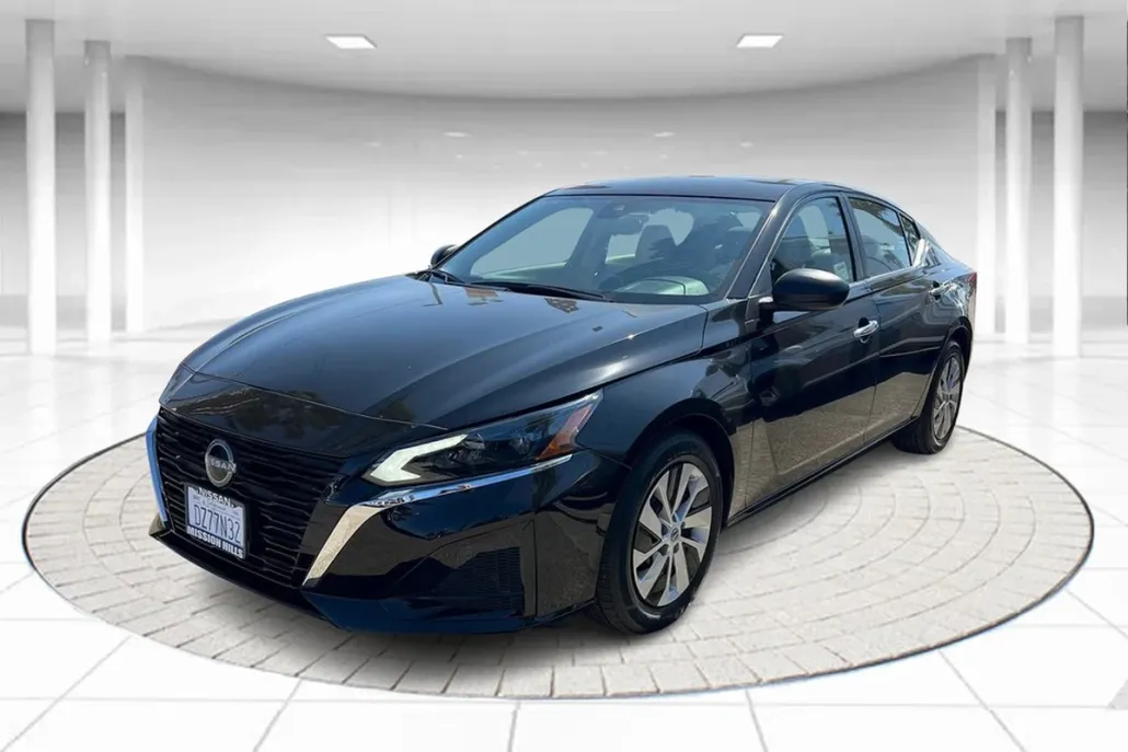 2025 Nissan Altima 2.5 S photo 1