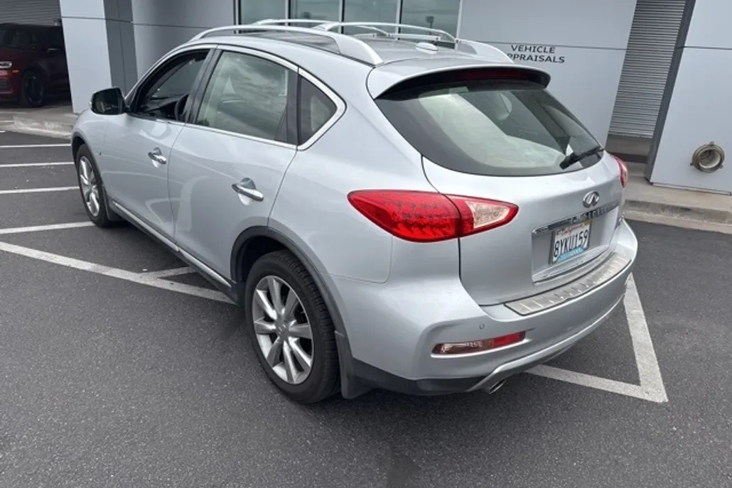 2017 Infiniti QX50 Base photo 1