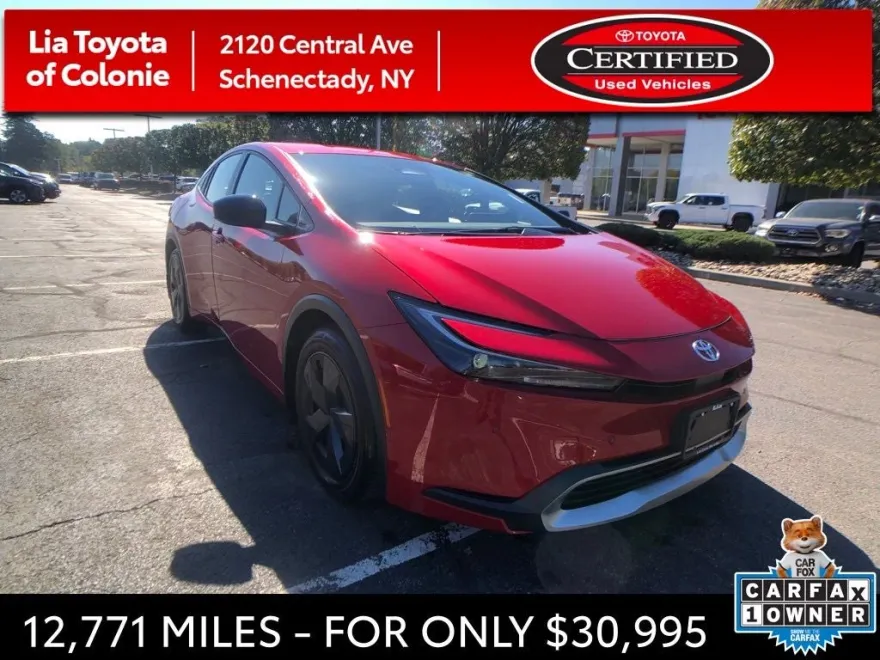2024 Toyota Prius Prime SE photo 1
