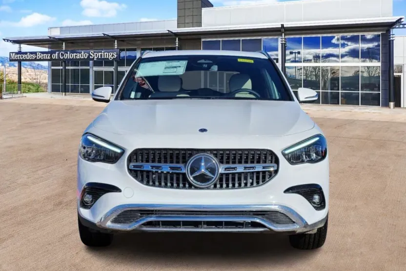 2025 Mercedes Benz GLA 250 4MATIC photo 1