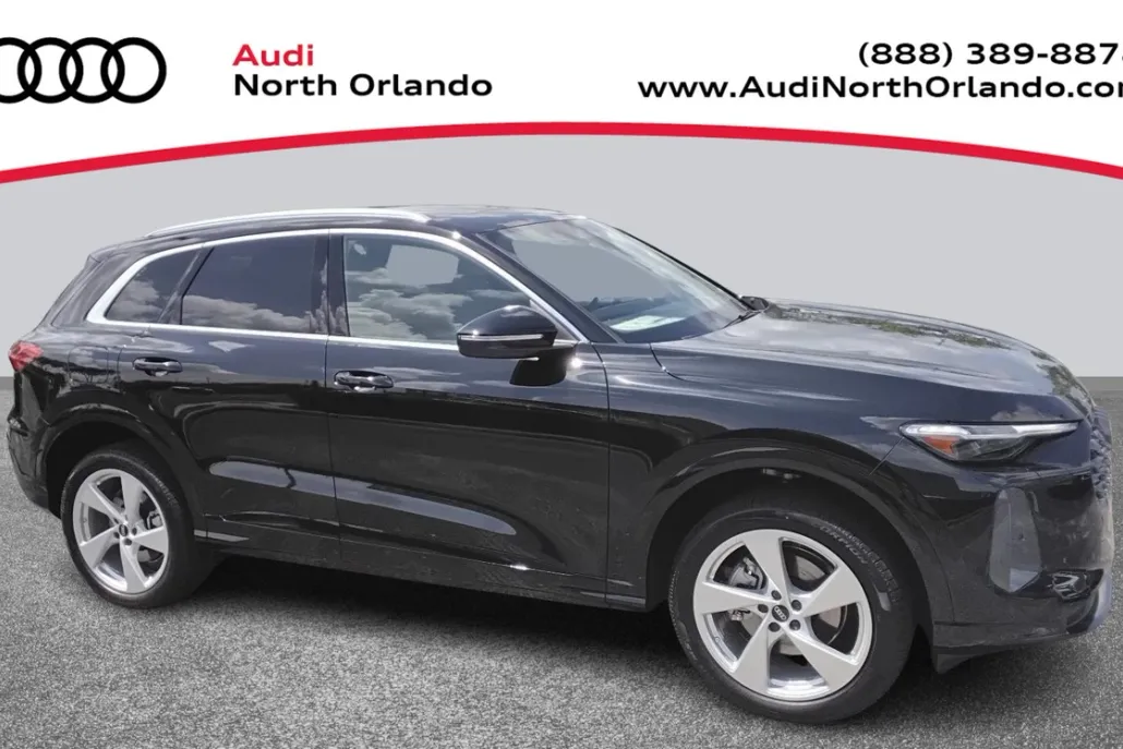 2025 Audi Q5 Premium Plus photo 1