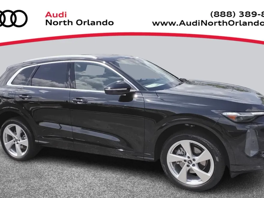 2025 Audi Q5 Premium Plus photo 1