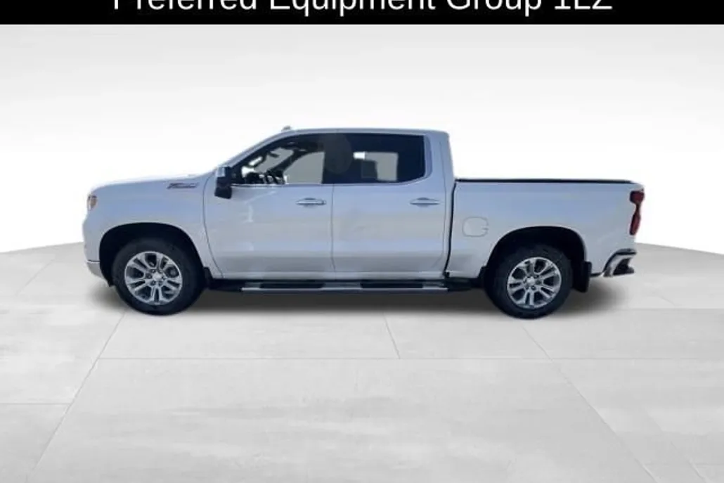 2022 Chevrolet Silverado 1500 LTZ photo 1