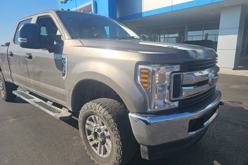 2019 Ford F-350 XL photo 1