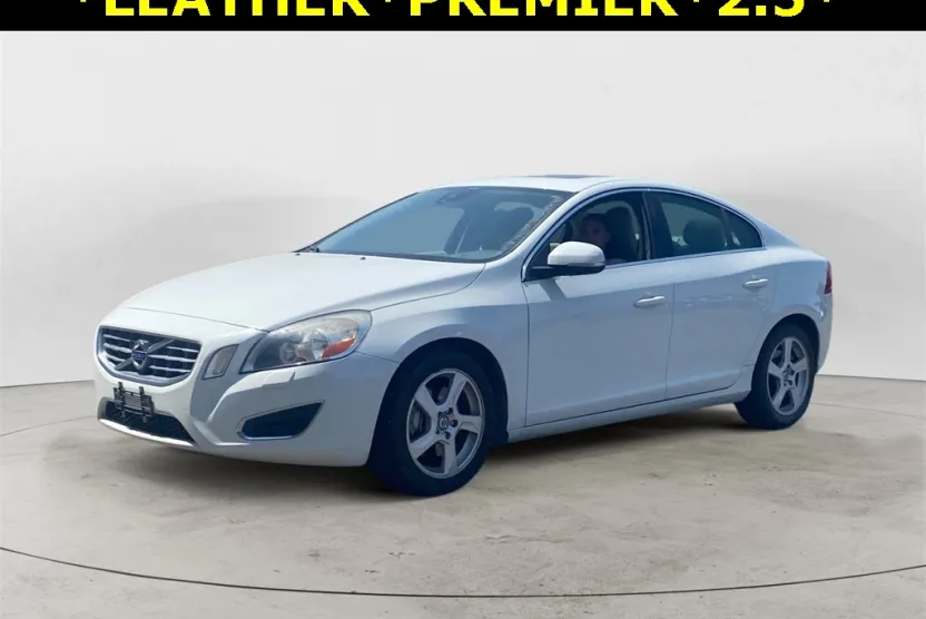 2013 Volvo S60 T5 Premier photo 1