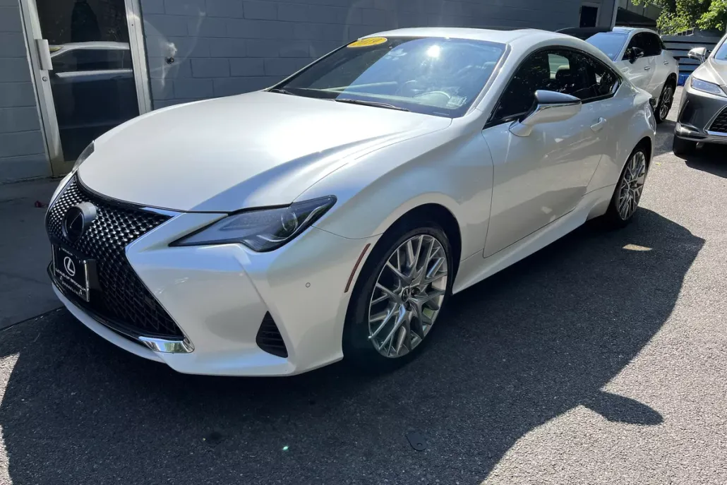 2019 Lexus RC 300 photo 1
