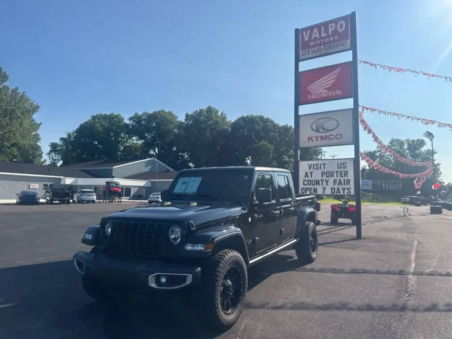 2020 Jeep Gladiator Sport S photo 1