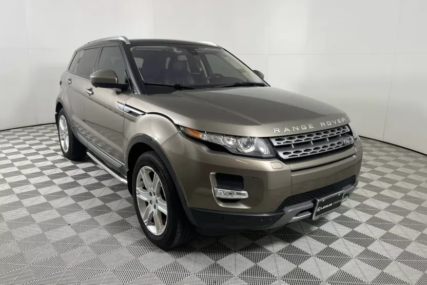 2015 Land Rover Range Rover Evoque Pure Premium photo 1