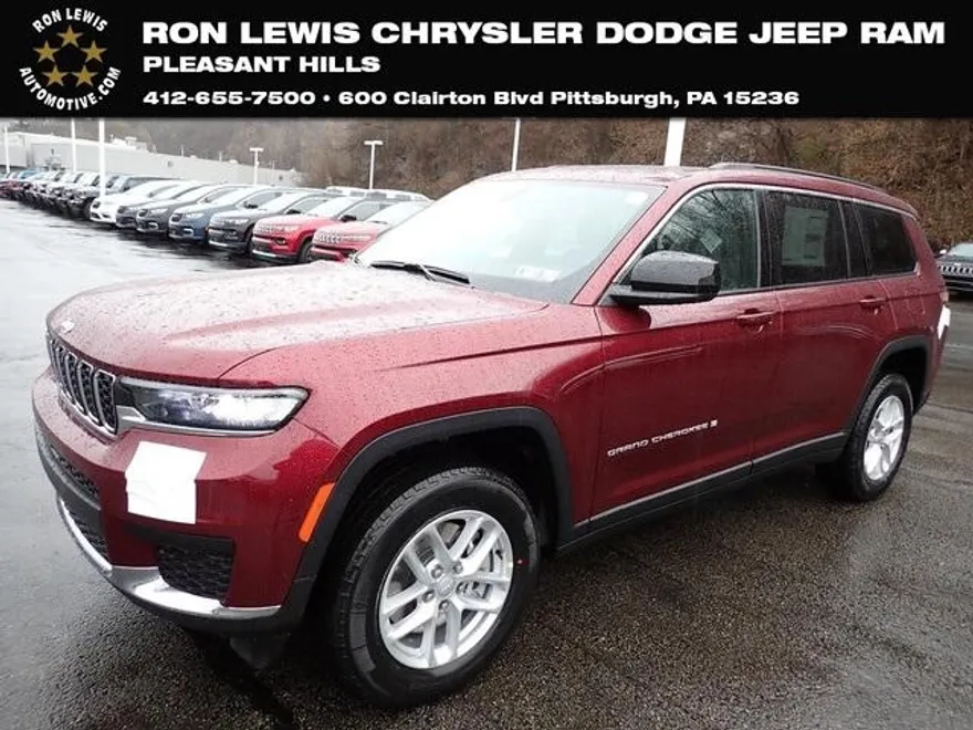 2025 Jeep Grand Cherokee Laredo photo 1