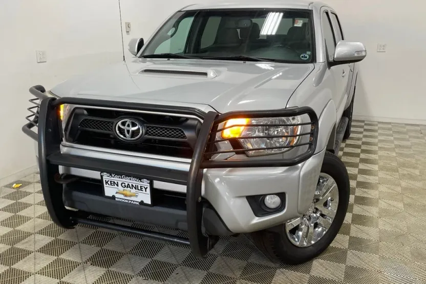 2012 Toyota Tacoma Base V6 photo 1