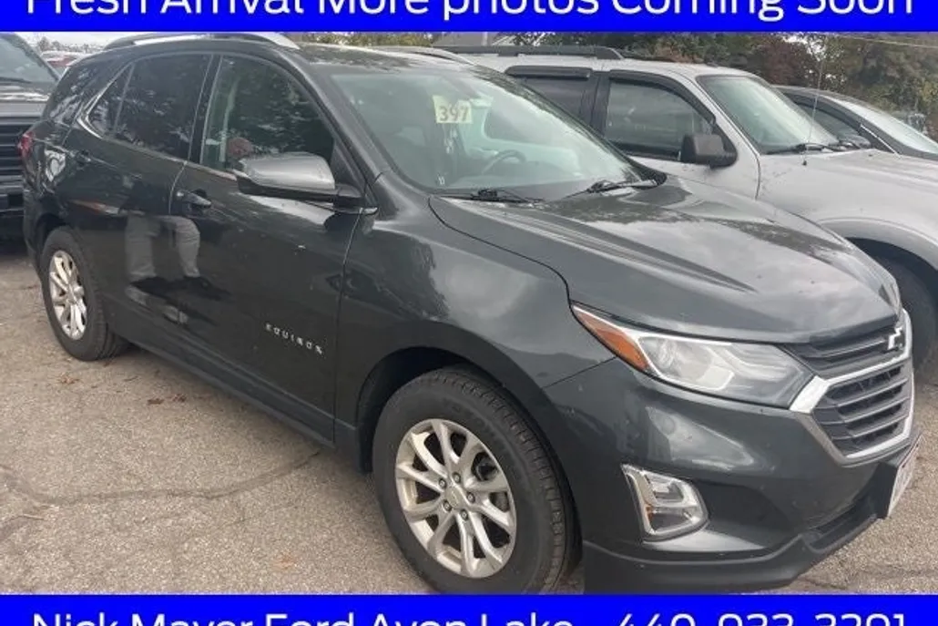 2018 Chevrolet Equinox LT photo 1