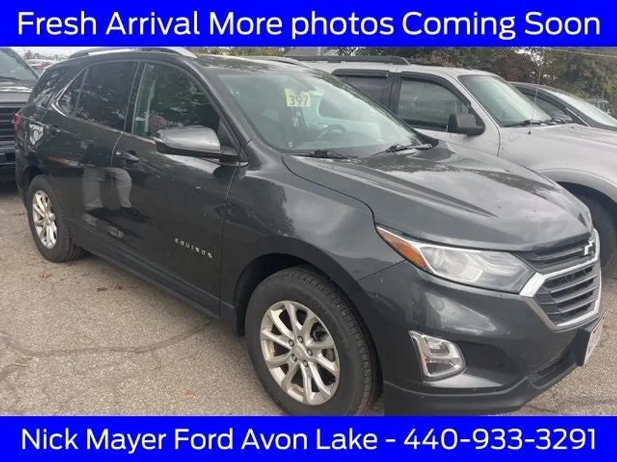 2018 Chevrolet Equinox LT photo 1