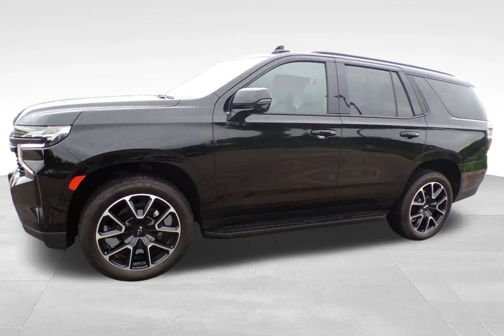 2024 Chevrolet Tahoe RST photo 1