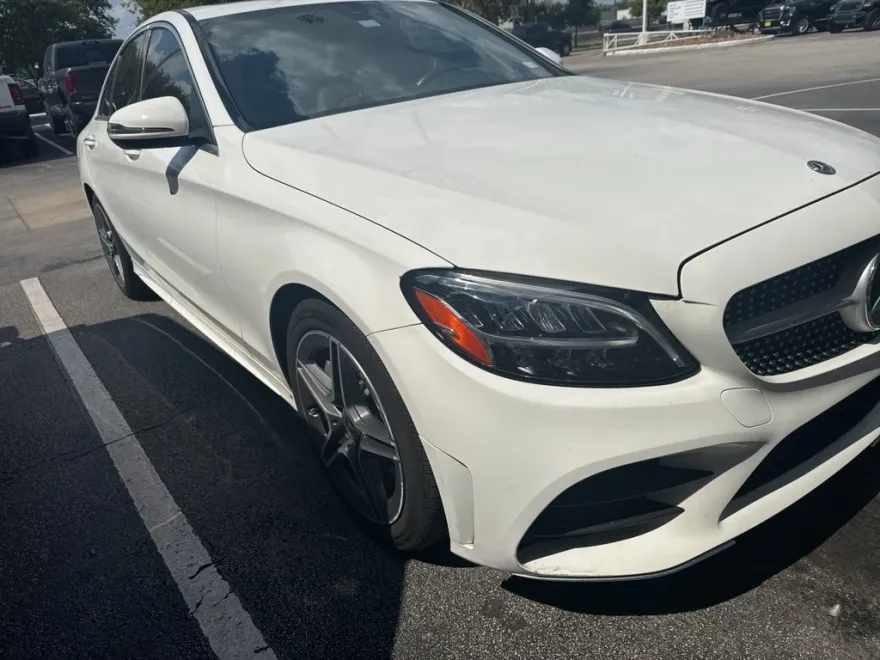 2019 Mercedes Benz C 300 photo 1