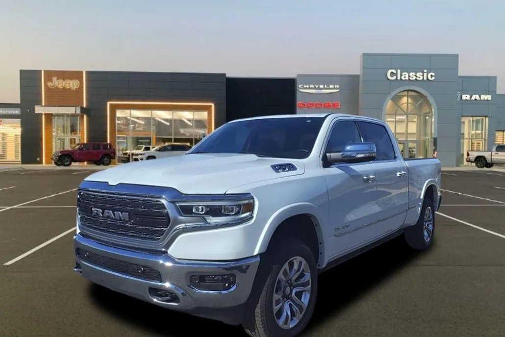 2022 Ram 1500 Limited photo 1