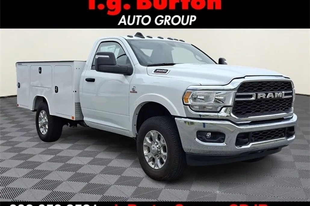 2024 Ram 3500 Tradesman photo 1