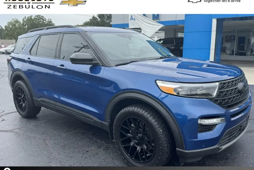 2022 Ford Explorer Limited photo 1