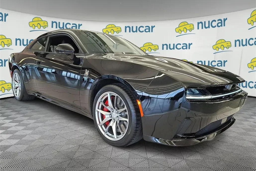 2025 Dodge Charger R/T Scat Pack photo 1