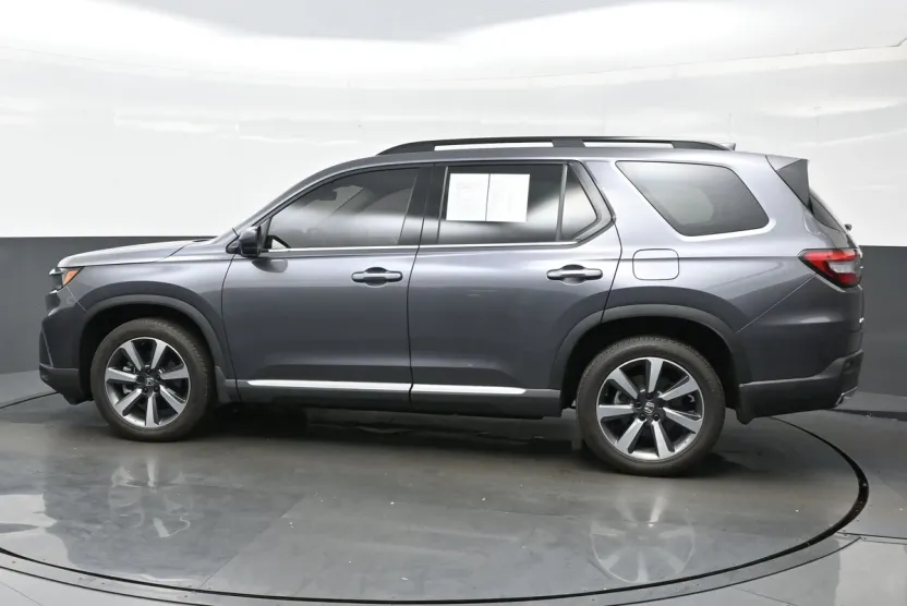 2023 Honda Pilot Elite photo 1