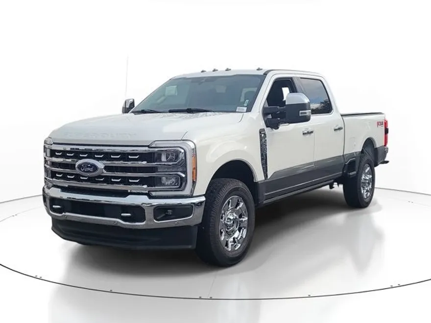 2023 Ford F-250 Lariat photo 1