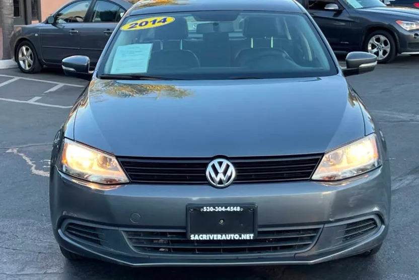 2014 Volkswagen Jetta SE photo 1