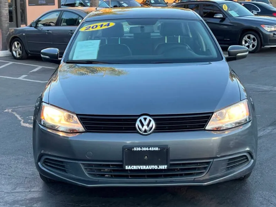 2014 Volkswagen Jetta SE photo 1