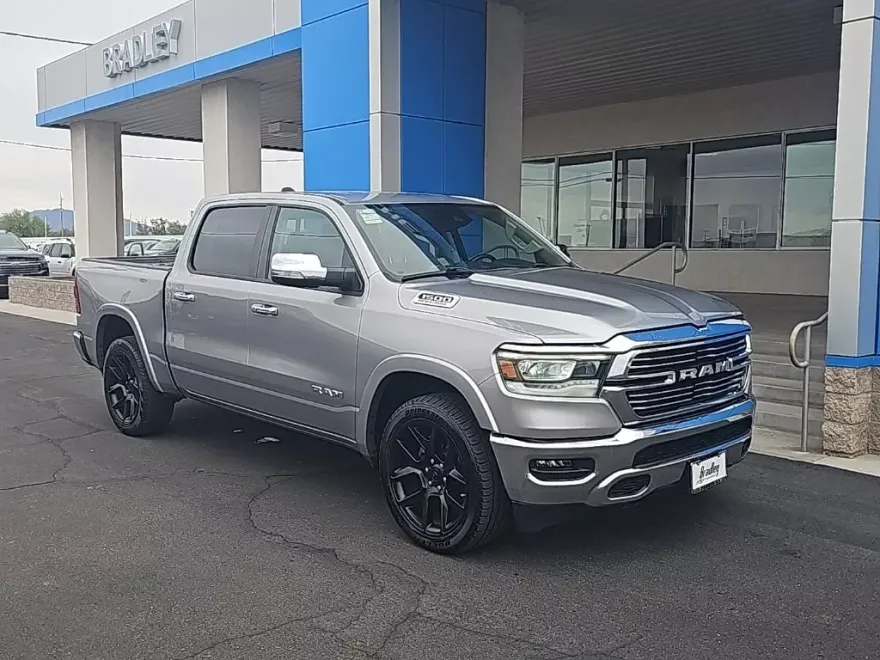 2022 Ram 1500 Laramie photo 1
