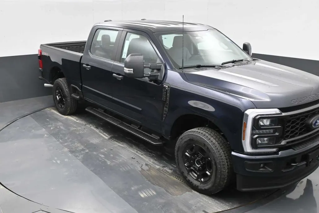 2025 Ford F-250 XL photo 1