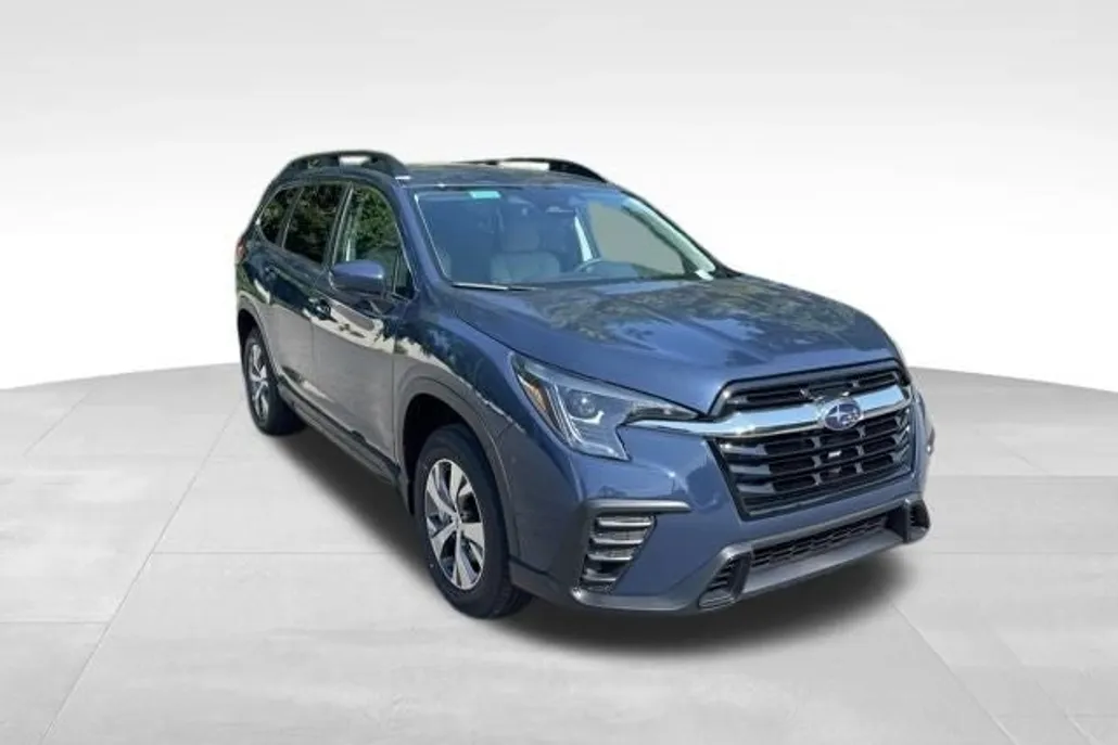 2025 Subaru Ascent Premium photo 1