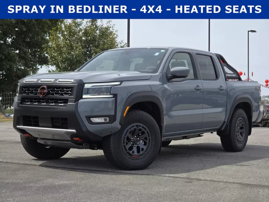 2025 Nissan Frontier PRO-4X Crew Cab photo 1