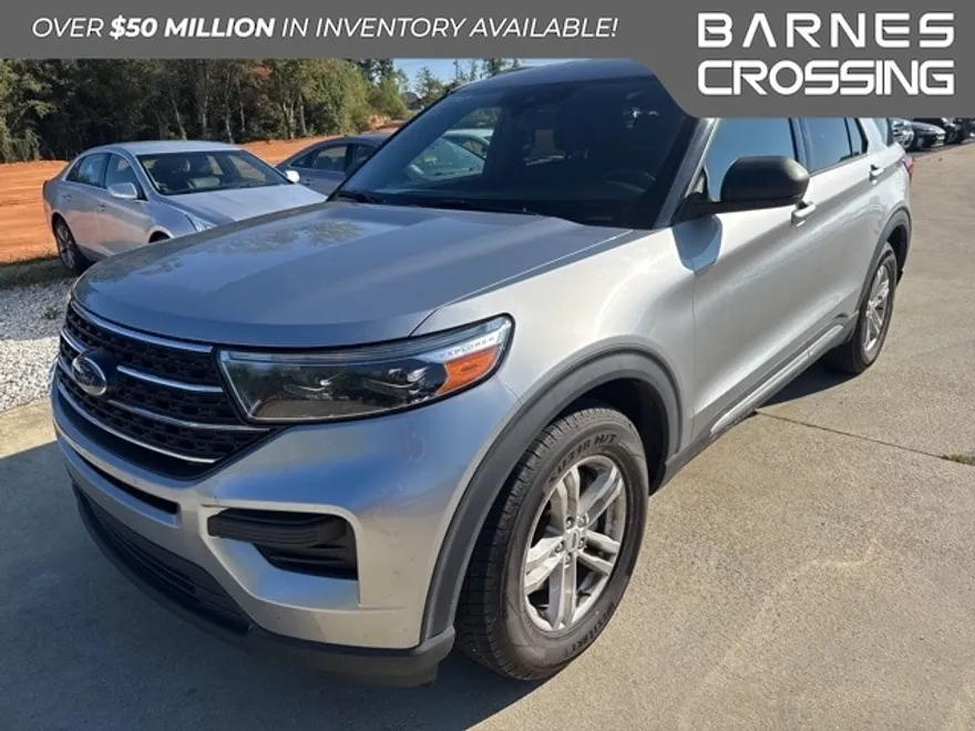 2020 Ford Explorer XLT photo 1
