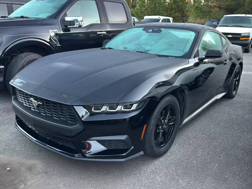 2024 Ford Mustang EcoBoost photo 1