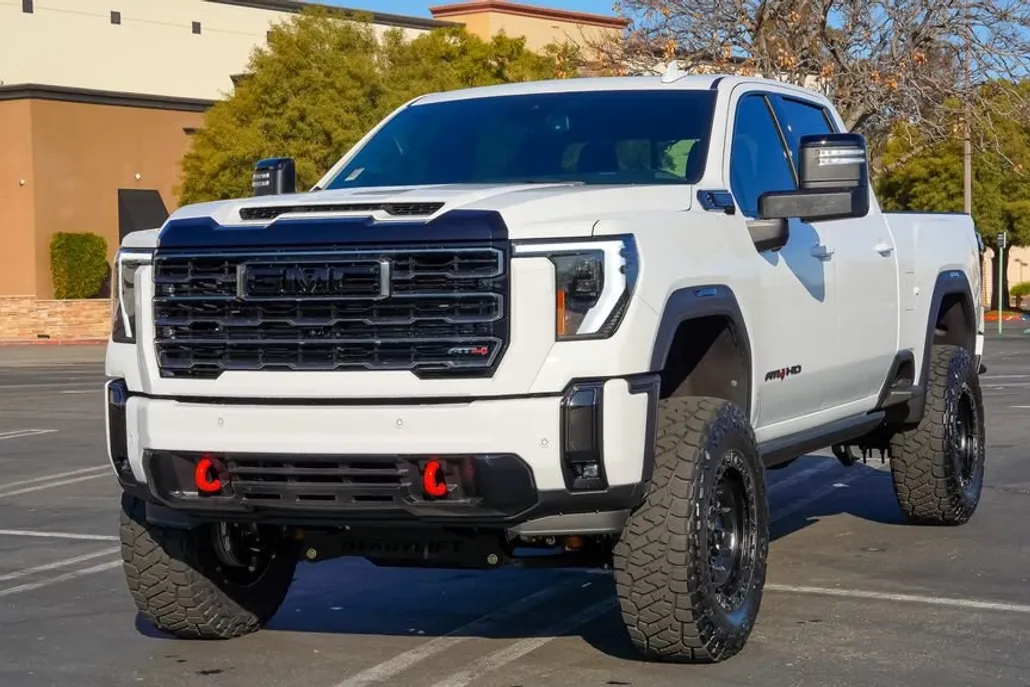 2025 Gmc Sierra 2500 HD AT4 photo 1