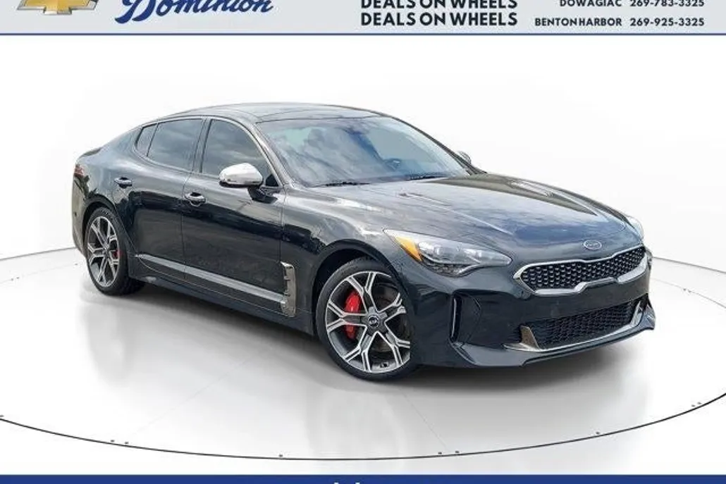 2018 Kia Stinger GT1 photo 1