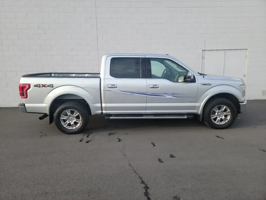 2015 Ford F-150 Lariat photo 1