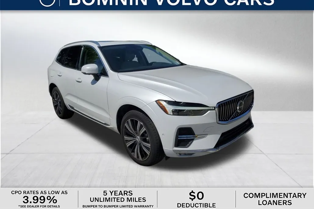 2023 Volvo XC60 B5 Plus photo 1