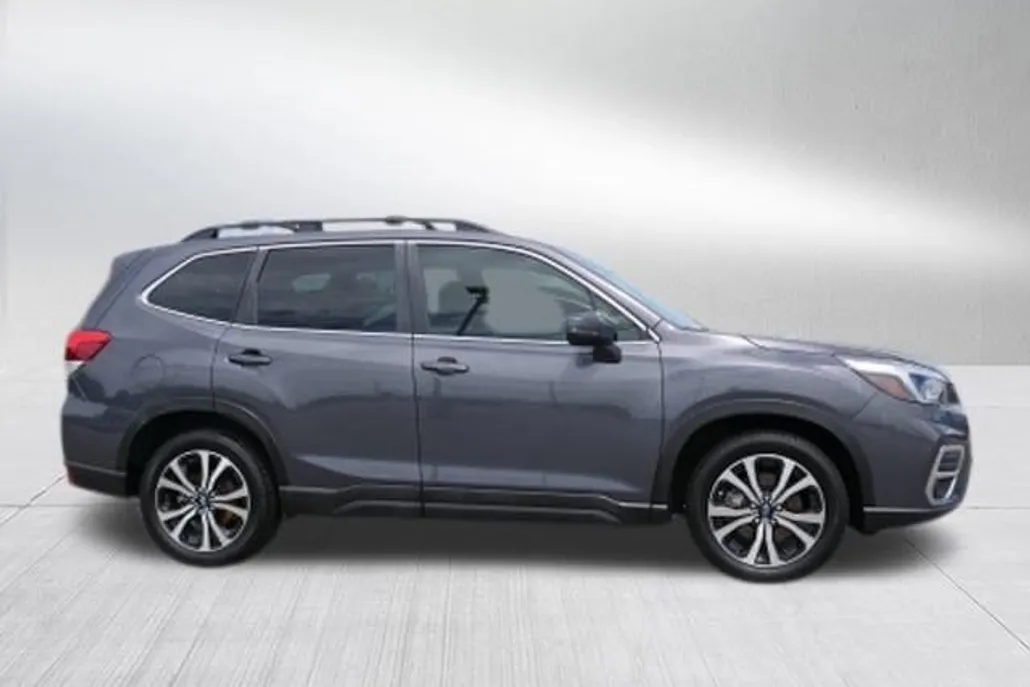 2021 Subaru Forester Limited photo 1