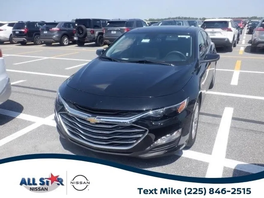 2024 Chevrolet Malibu 1LT photo 1
