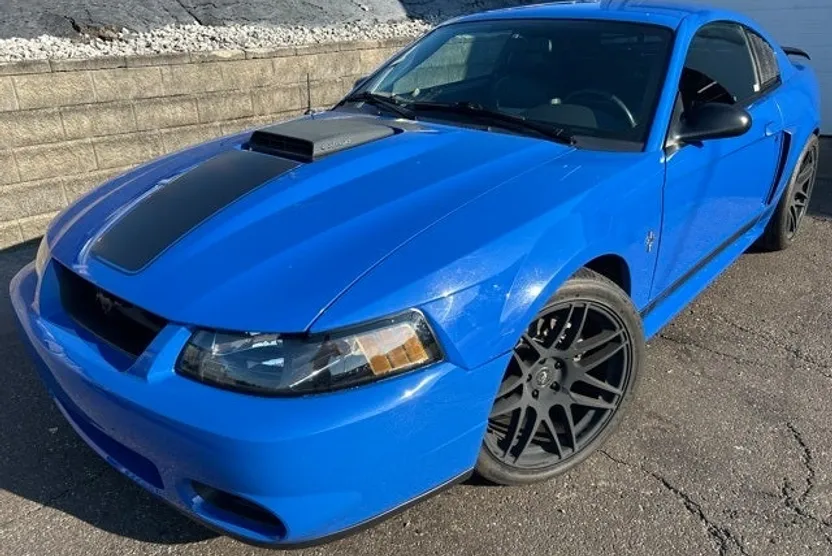 2003 Ford Mustang Mach 1 Premium photo 1