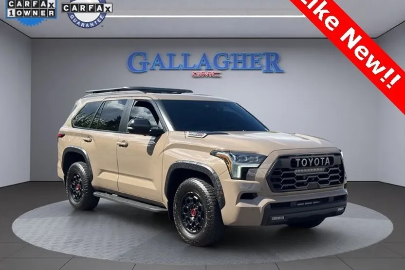 2025 Toyota Sequoia SR5 photo 1