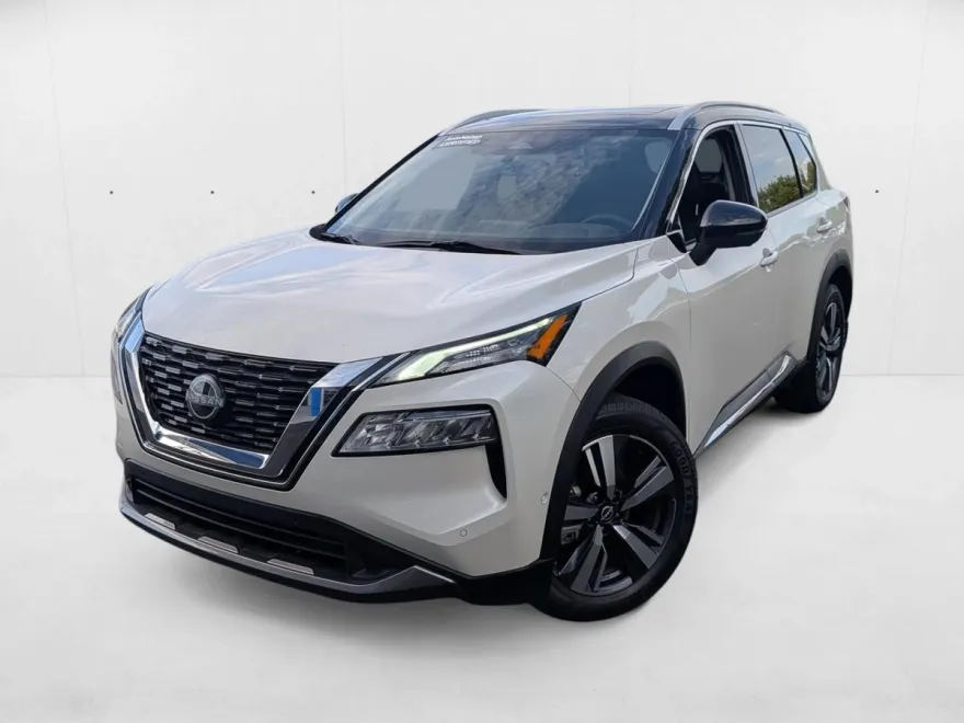 2023 Nissan Rogue SL photo 1