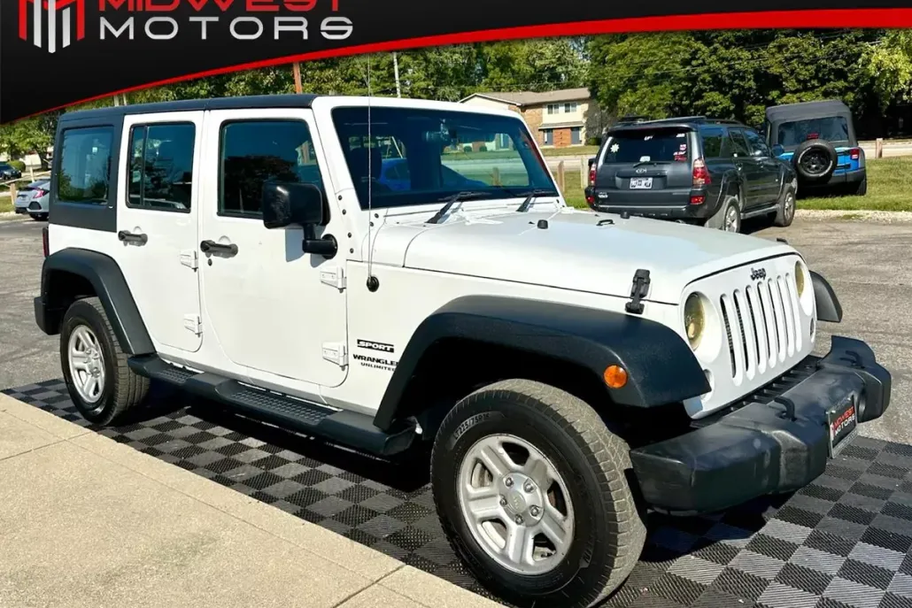 2016 Jeep Wrangler Unlimited Sport RHD photo 1