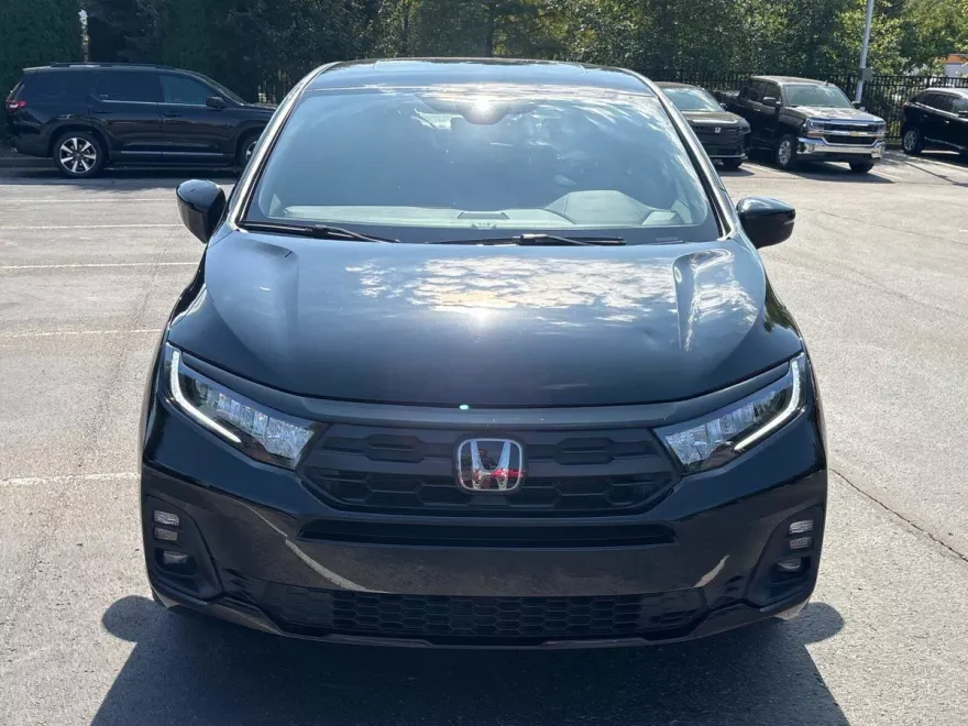 2025 Honda Odyssey photo 1