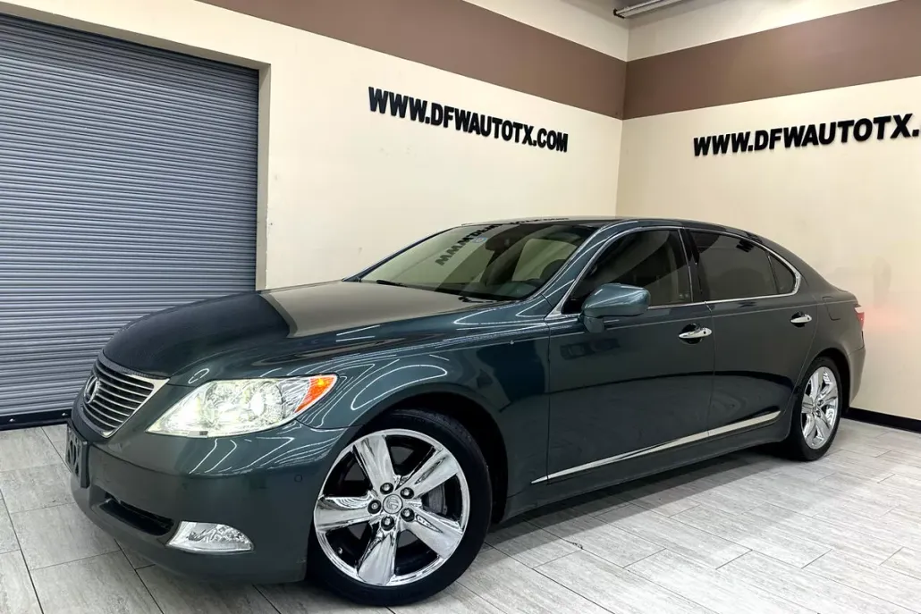 2008 Lexus LS 460 Luxury photo 1