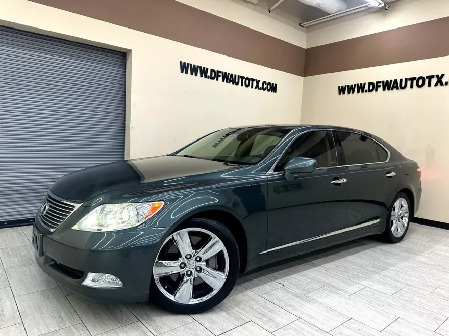 2008 Lexus LS 460 Luxury photo 1